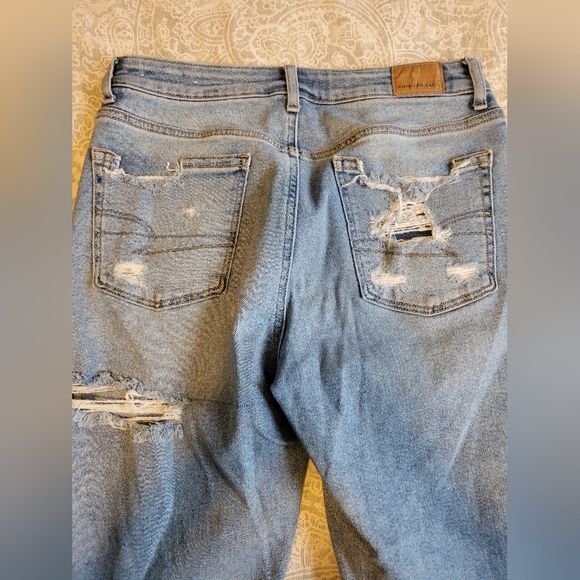 American Eagle Mom Jeans - Picture 3 of 9